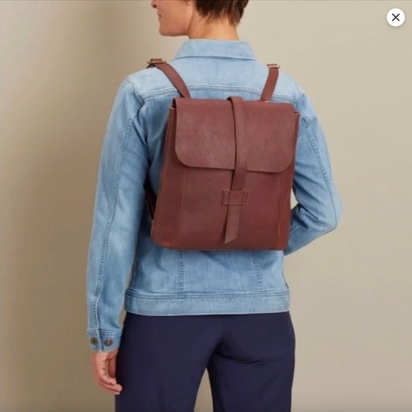 NWOT Duluth Lifetime Leather Convertible Backpack - Picture 3 of 14